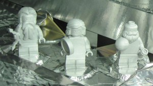 xlarge 577171main lego20110803 full 300x168 Лего отправят в космос
